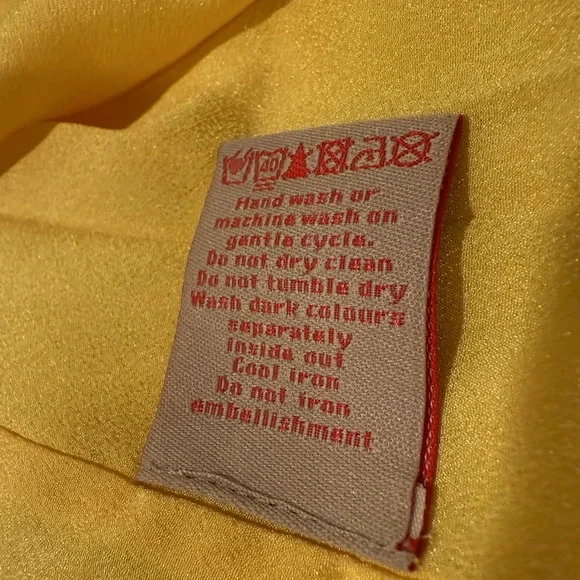 Boden NWT Size 2  Beautiful Yellow Sleeveless Dress with Floral Beaded Neckline - Picture 7 of 12